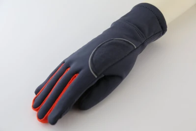 黒のフルフィンガーグローブ、アウトドアスポーツ用の暖かい手袋